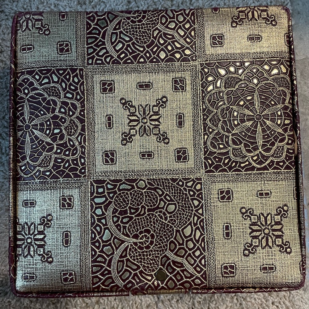 Vintage Jewelry box